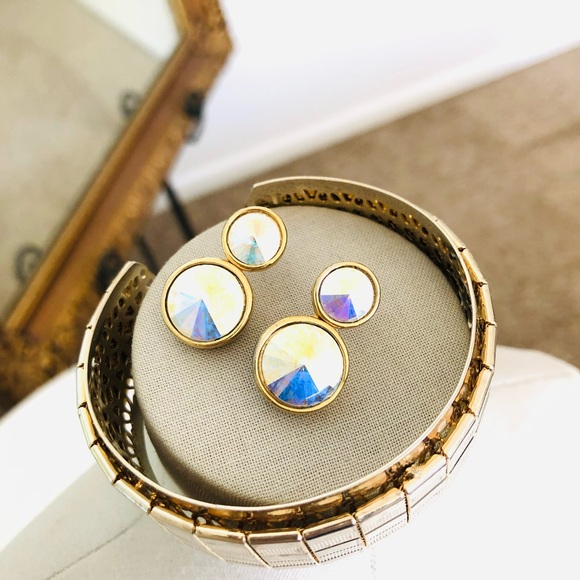 Vintage Aurora Borealis Rivoli Earrings & Retro Bracelet - Picture 5 of 12